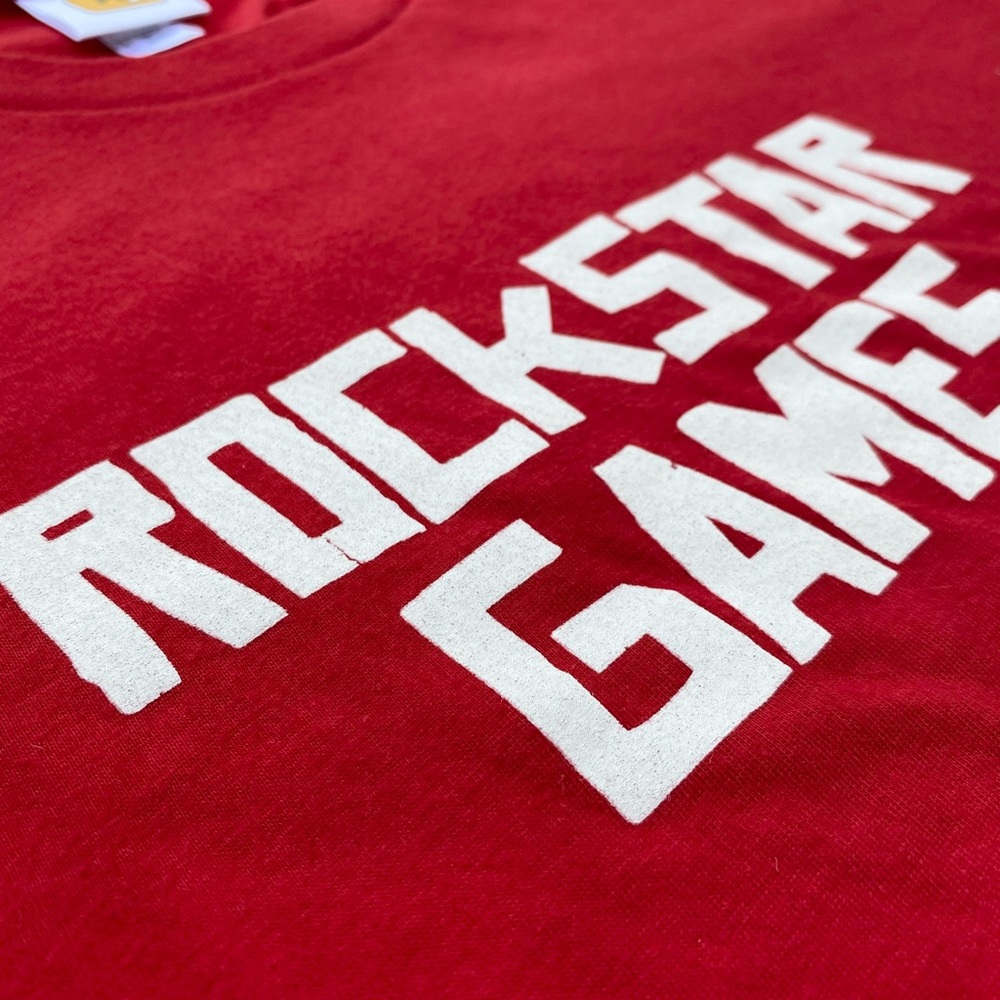 NWOT! ROCKSTAR GAMES TEE - Picture 5 of 6